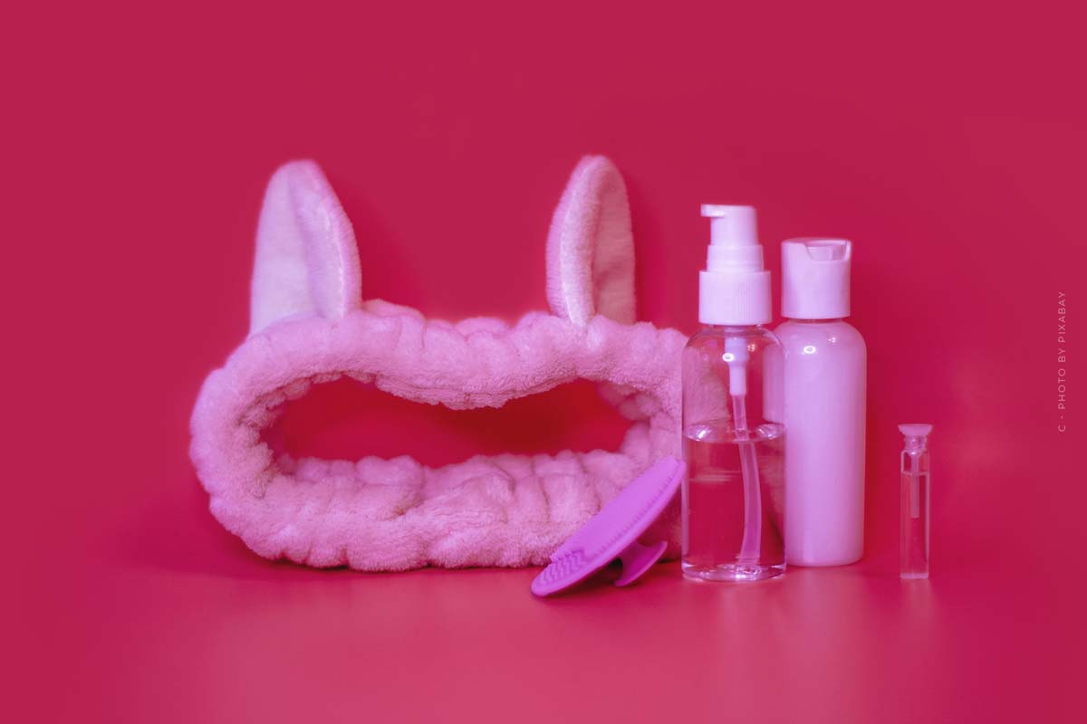 Gesichtspflege-Produkte-Pink-Frauen-Haarband-Makeup entfernen