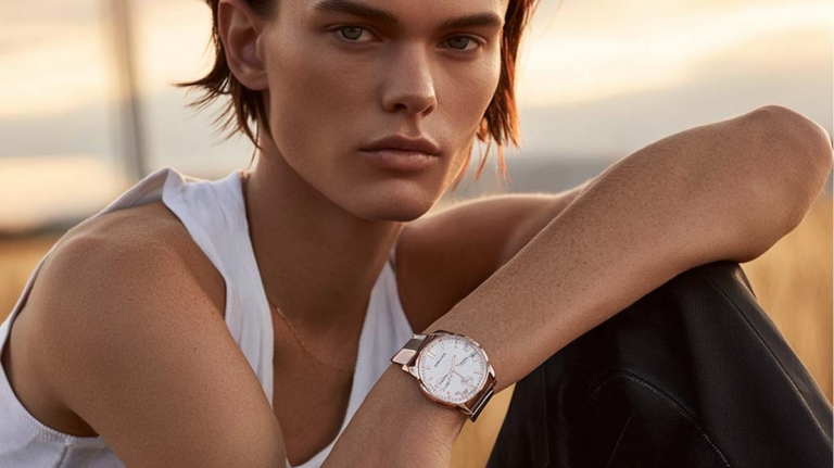 Calvin Klein: ropa interior, bolso y perfume