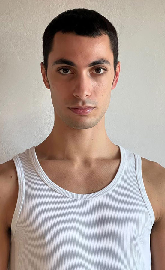 Edoardo La Vecchia<br /><span class="model-data-overview">EU 184cm | US 6′ 1“</span>
