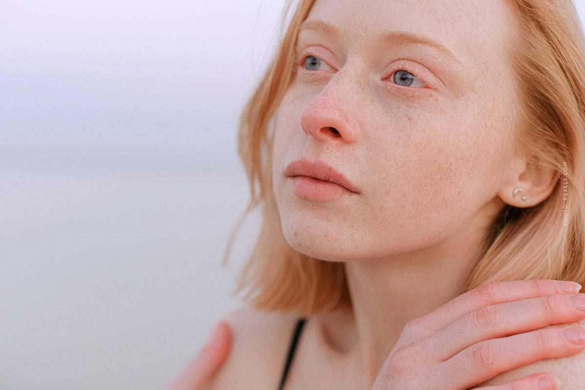 model-werden-become-a-model-question-freckles-sommersprossen-young-girl-ocean